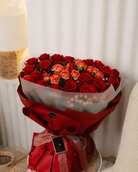 Buchet roșu imperial premium Flora Lux