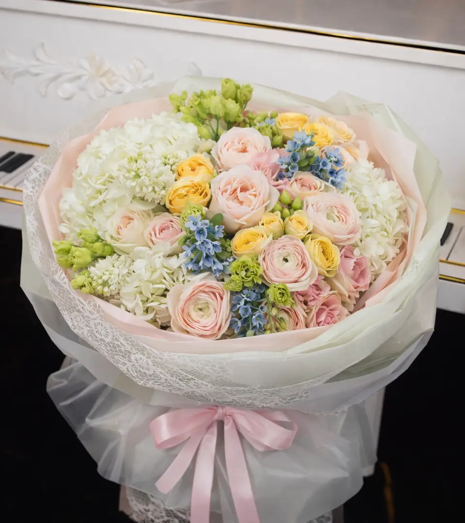 Buchet pastel premium Flora Lux